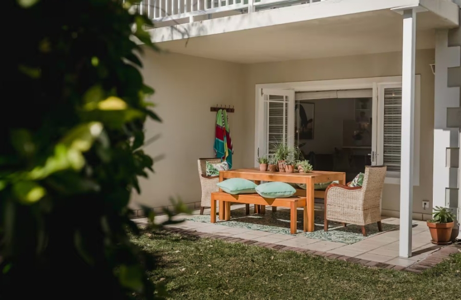 2 Bedroom Property for Sale in River Club Western Cape